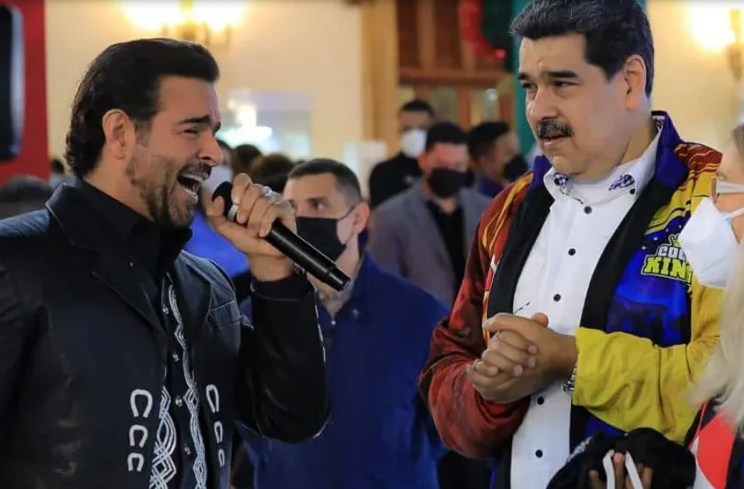 Pablo Montero y Nicolás Maduro / Cortesía