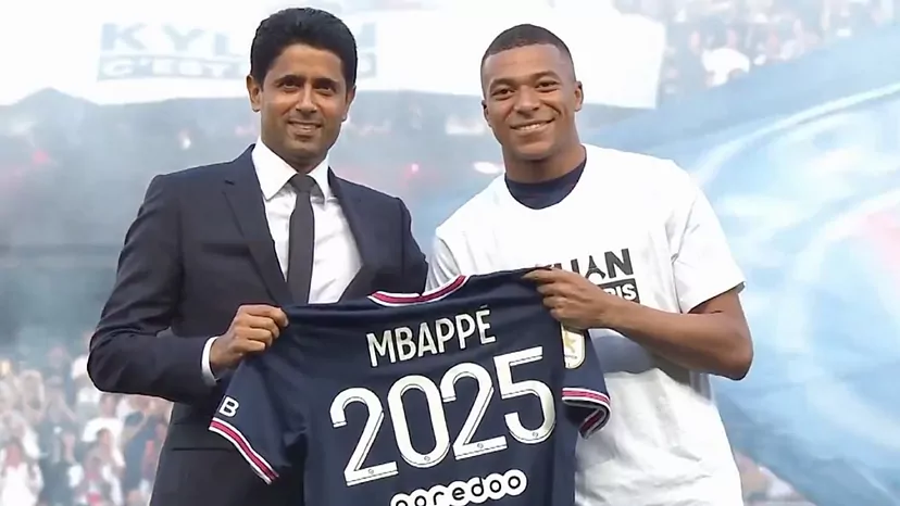 Kylian Mbappé y el PSG hacen oficial que renuevan su vínculo hasta 2025. Crédito foto: Ligue 1