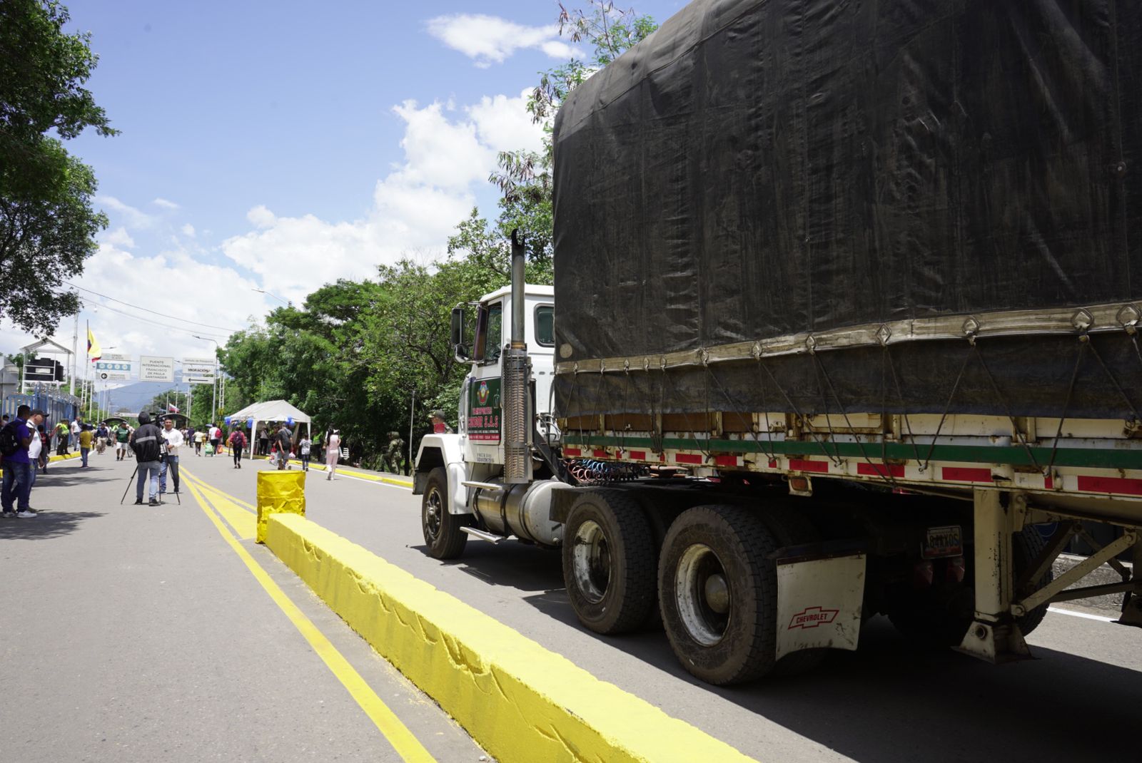 Desde septiembre del 2022, se reabrieron para el paso de carga los puentes Francisco de Paula, Simón Bolívar y Atanasio Girardot, que comunican a Colombia y Venezuela por Norte de Santander. Foto: Ministerio de Comercio de Colombia.